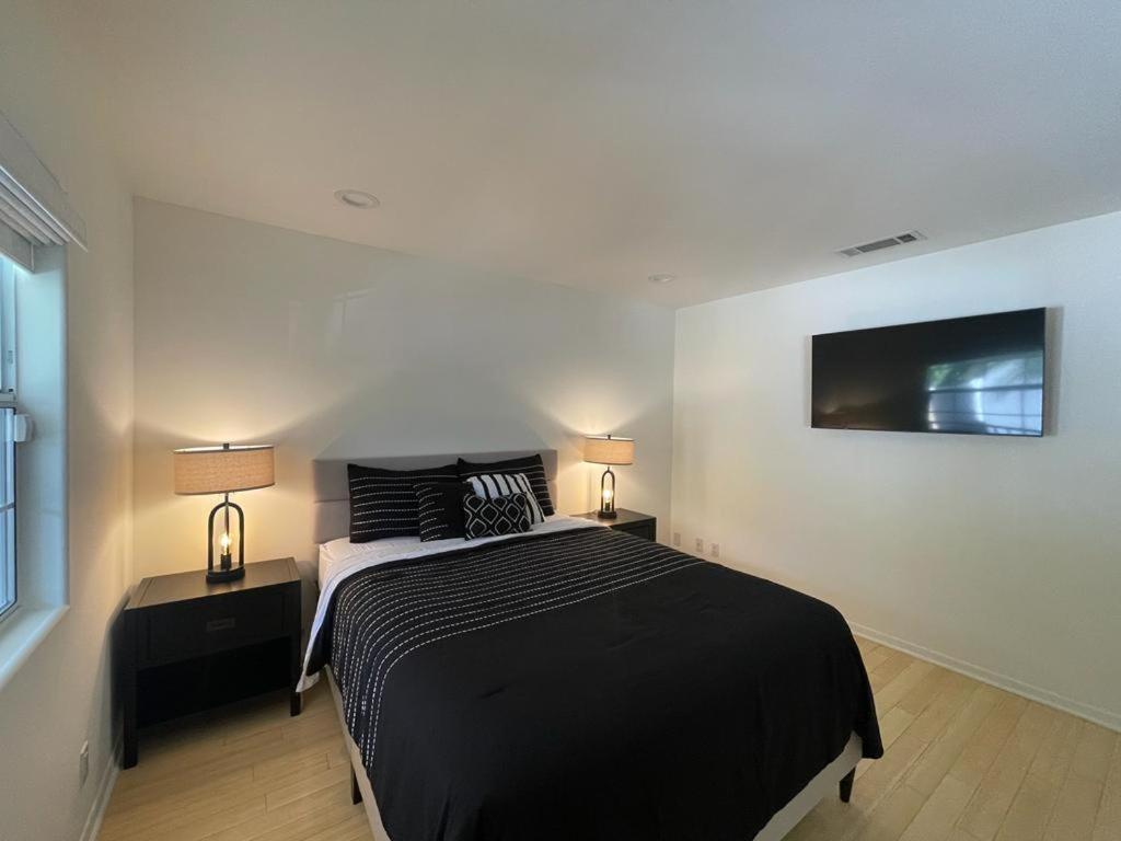 Charming Bright Traditional Home In Sherman Oaks Los Angeles Extérieur photo
