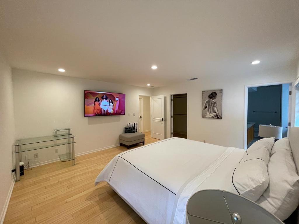 Charming Bright Traditional Home In Sherman Oaks Los Angeles Extérieur photo