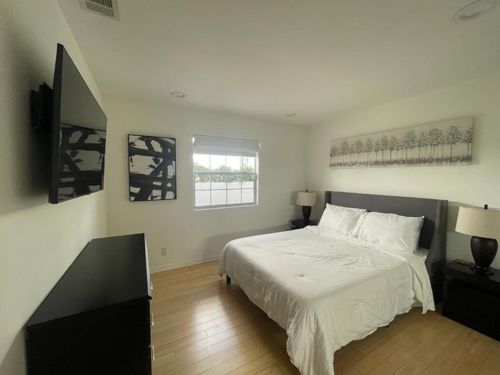 Charming Bright Traditional Home In Sherman Oaks Los Angeles Extérieur photo